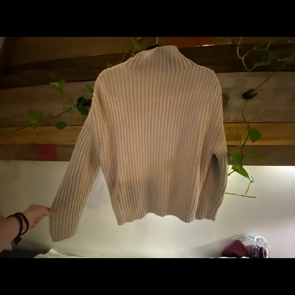 GAP Knit Oversized Tan Sweater - Size L 🖤 - Picture 3 of 9